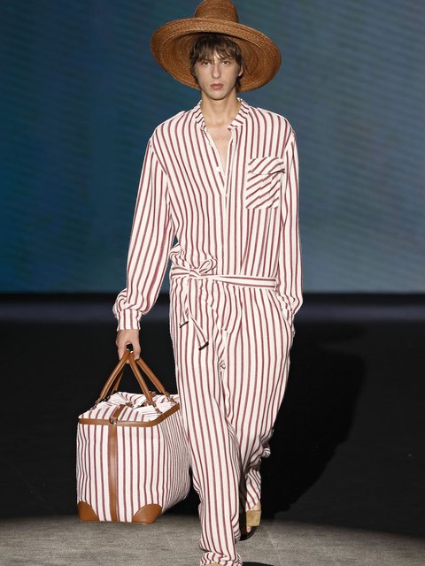 Look de The Label Edition Spring 2026 con prendas detectadas por IA